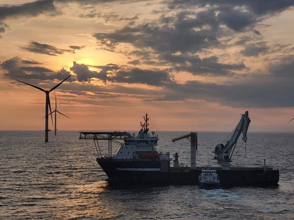 Fin de journée — éolien offshore